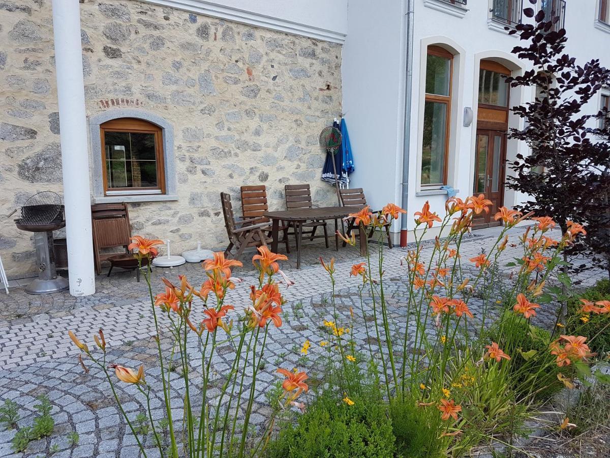 Ferienwohnungen Am Buechlhof Im Oberpfaelzer Seenland Neunburg vorm Wald Esterno foto
