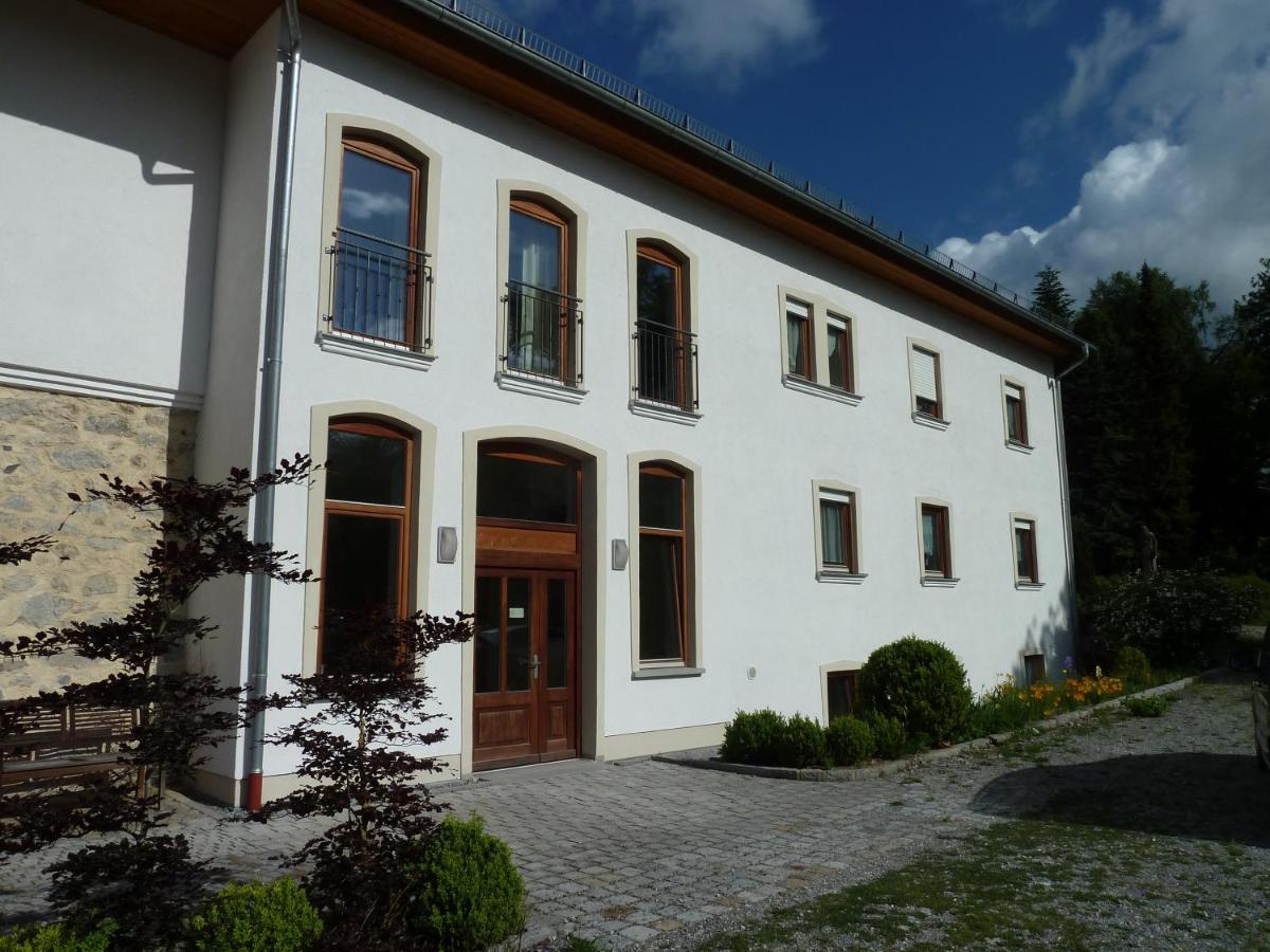 Ferienwohnungen Am Buechlhof Im Oberpfaelzer Seenland Neunburg vorm Wald Esterno foto